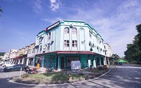 Hotel O Night Queen Salak Tinggi